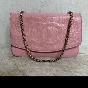 AUTHENTIC VINTAGE CHANEL TIMELESS CAVIAR LEATHER PINK WALLET ON CHAIN